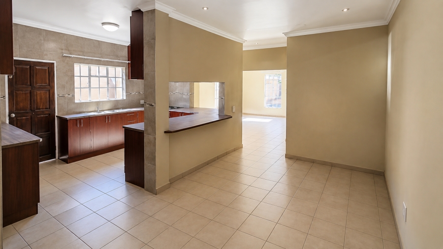 To Let 3 Bedroom Property for Rent in Flamwood North West